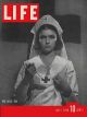 Life Magazine, July 1, 1940 - Red Cross meeting
