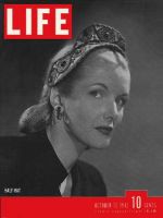 Life Magazine, October 11, 1943 - Half hats