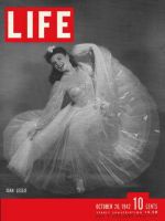 Life Magazine, October 26, 1942 - Joan leslie